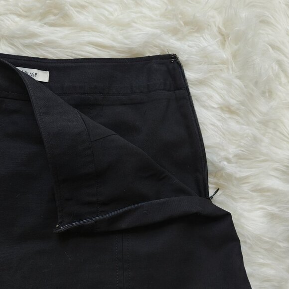 White House Black Market Black Trumpet Skirt, SIZE 8 - Picture 3 of 4
